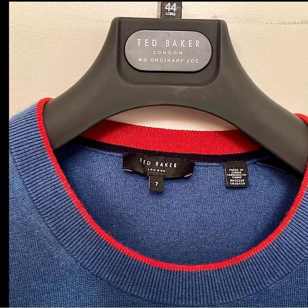 New Soft Men’s blue Ted Baker, London size 7 crewneck cupro  poly wool cashmere